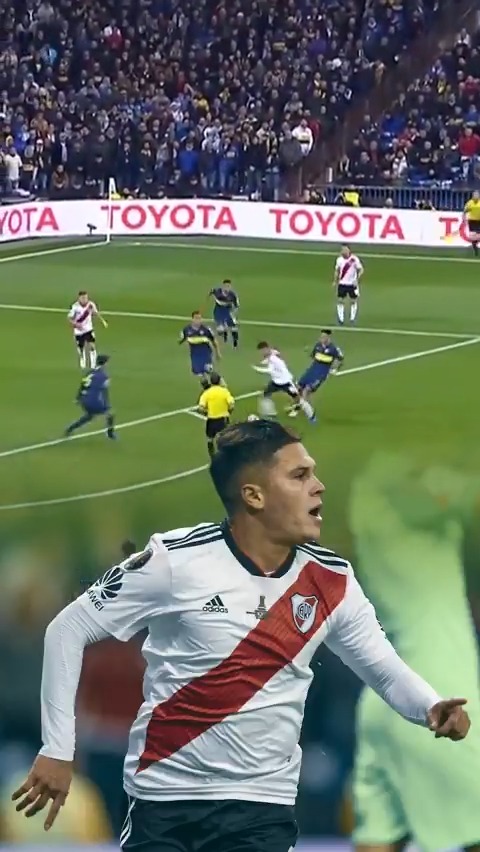 Va a volver a patear un millón de veces y siempre la va a clavar ahí.