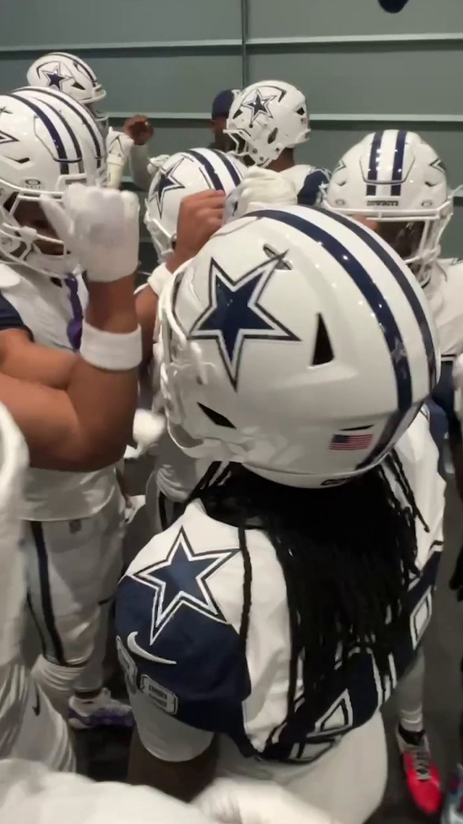 "THE STAGE IS SET ... THE OPPORTUNITY IS NOW!" 🗣️ CeeDee Lamb hypin' up the Cowboys 🌟 #CINvsDAL | 8:15 PM ET | ESPN/ABC