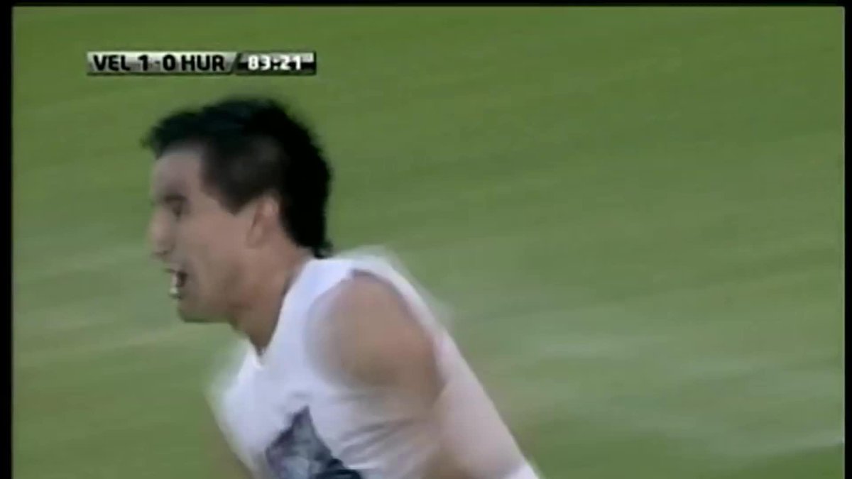 ¡La cara de Cappa lo dice todo! El Huracán de Toranzo, Bolatti, Pastore, Defederico y Nieto (entre otros) llegaba como líder a Liniers, pero Vélez ganó 1-0 por Maxi Moralez y se quedó con el título del Clausura 2009. ¿Qué recordás de esa definición? ¿Era falta sobre Monzón?
