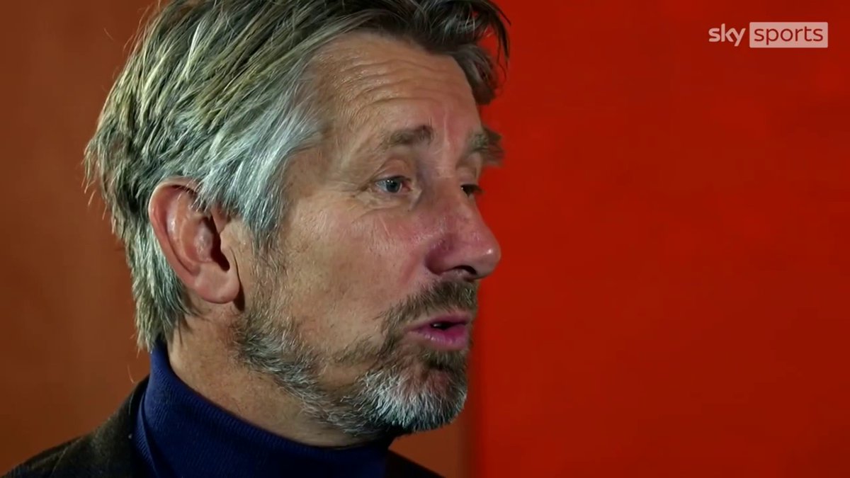 Edwin van der Sar opens up on suffering a brain hemorrhage and if he will return to football