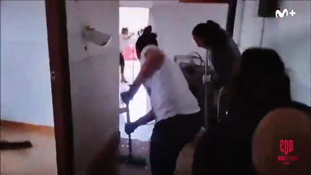 💓 Y cuando peor estaba la situación... aparecieron las chicas del CD Pedralba. #ElDíaDespués