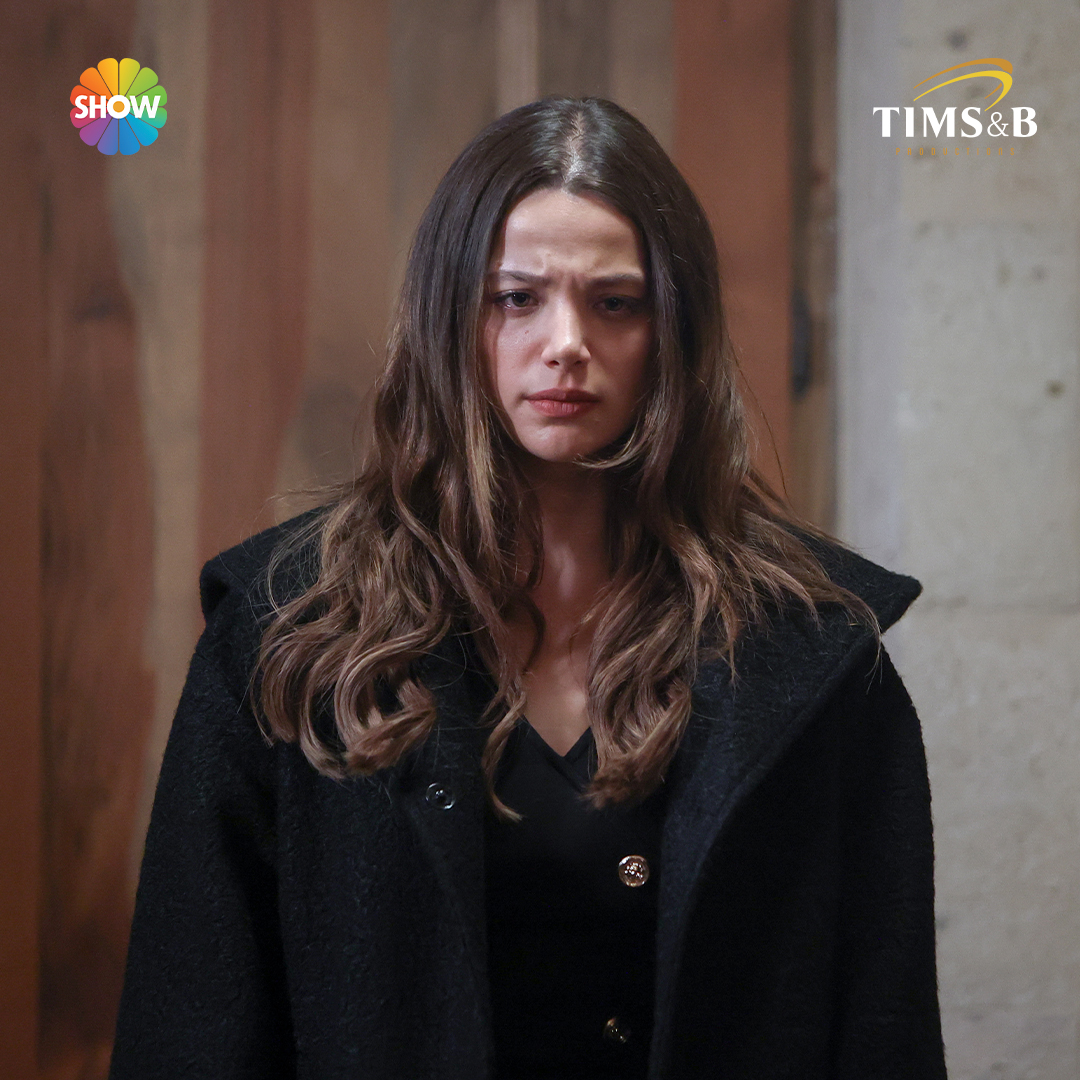 Kavuşmak mümkün olmasa da Sevilay ve Nuh’un hikayesi henüz bitmedi. 🖤 #SiyahKalp #SiyahKalp yeni bölümüyle perşembe 20.00’de @showtv’de 🖤 @timsandb