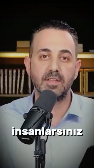Emre Efser: Sizler; tarihin doğru tarafında durmuş onurlu, haysiyetli ve şerefli insanlarsınız!
