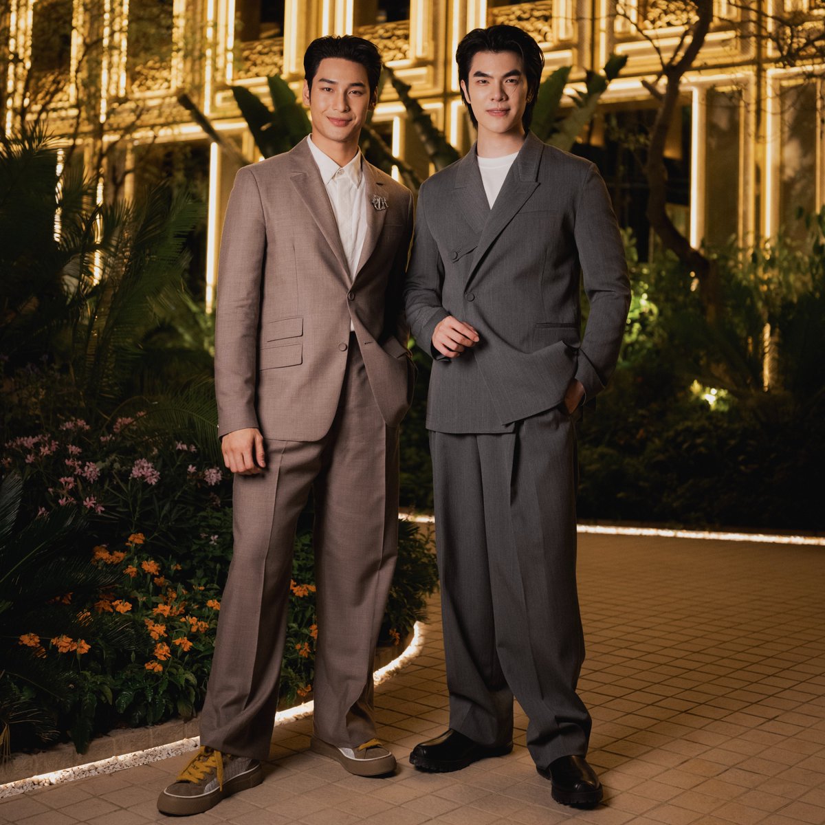 A golden chorus of discovery rises as Dior Global Ambassador JISOO and Dior Ambassadors @MilePhakphum, Nnattawin, @KimberleyKimmy, @Tontawan_t, and @Jirayu_JJ share their impressions of #DiorGoldHouse Bangkok.