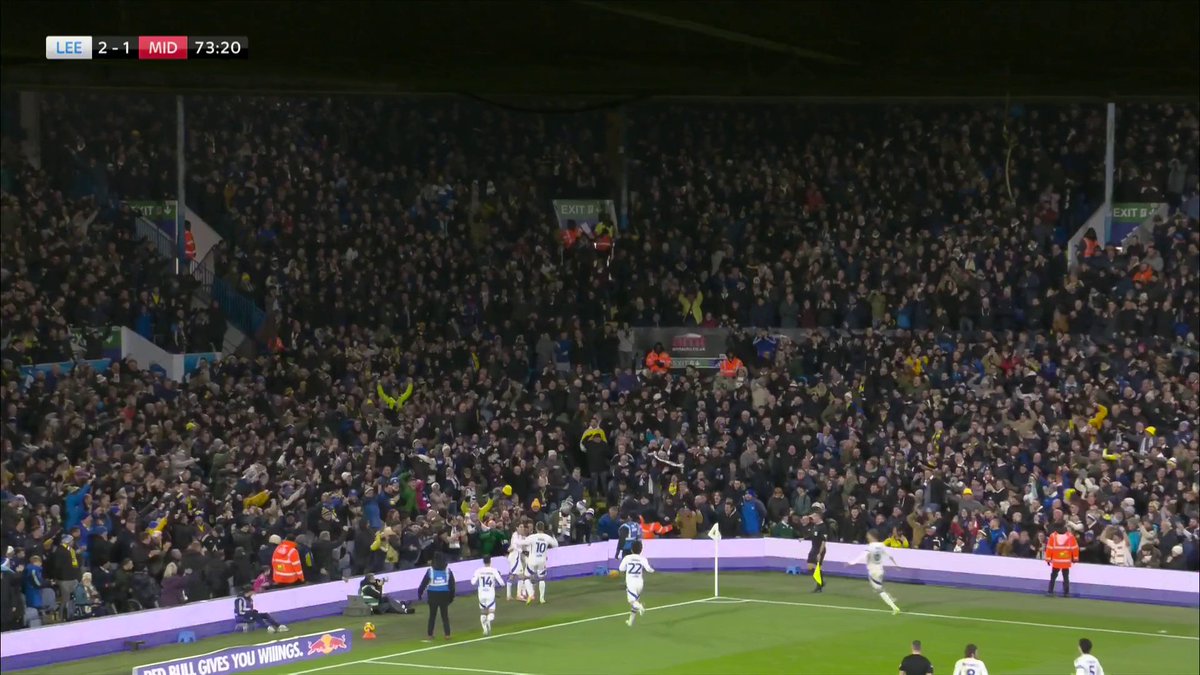 Dan James with a SENSATIONAL finish! 🔥
