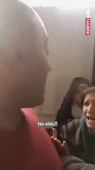 "Rejim yıkıldı, artık özgür kadınlarsınız." Suriye’de yıllarca hapishanede tutsak kalan kadınlar, Esed rejiminin devrilmesiyle gelen özgürlüğe inanamadı...