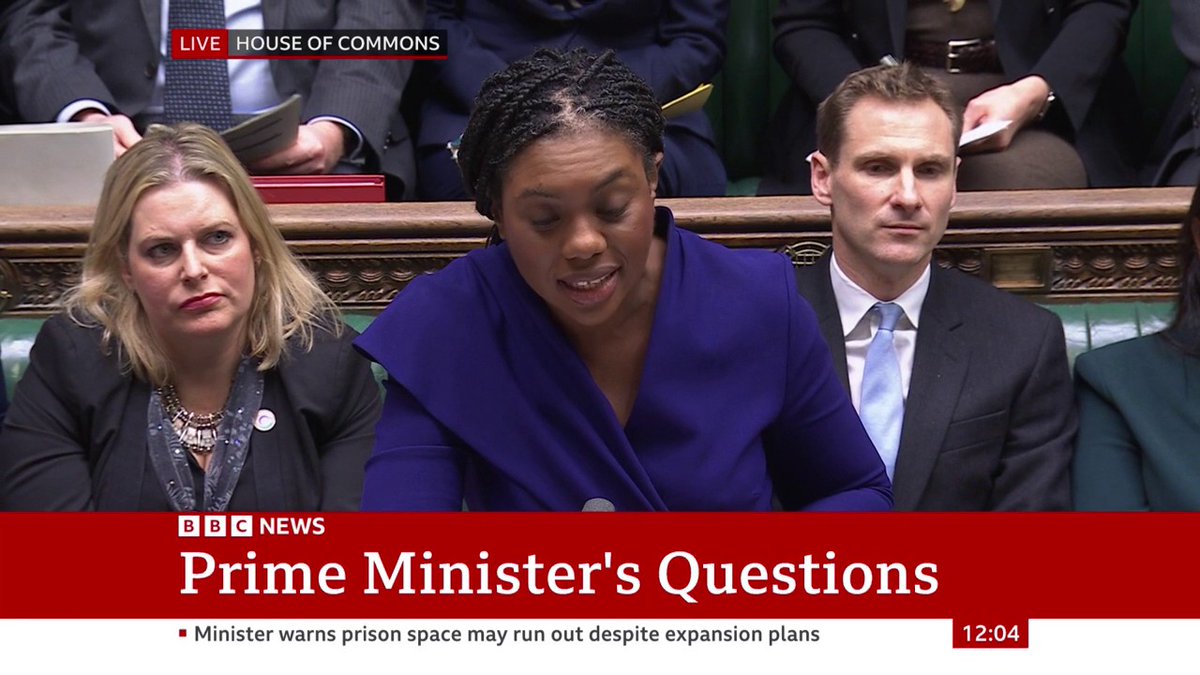 "The PM signed a letter demanding foreign criminals be allowed to stay in Britain... will he apologise?" asks Conservative leader Kemi Badenoch "The particular example she puts to me is an example of failure under her government," says Keir Starmer #PMQs