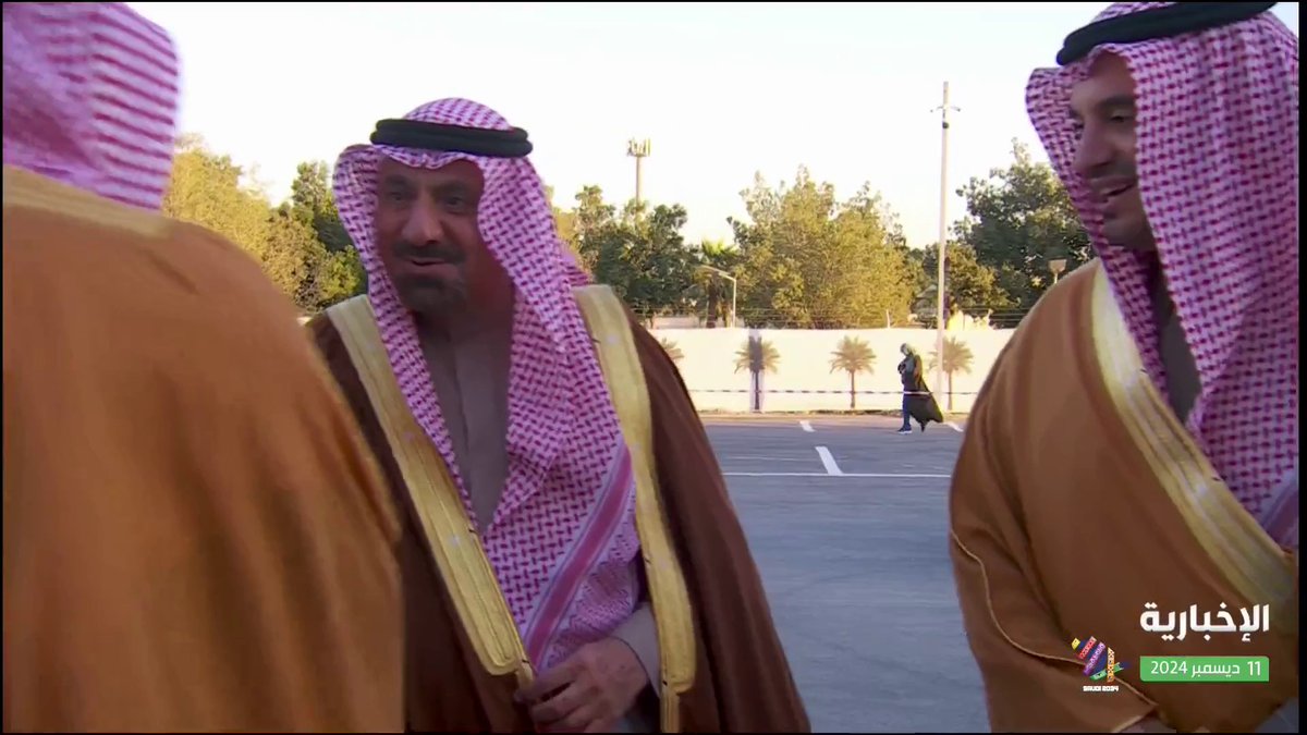 أمراء المناطق يصلون إلى مقر معرض #ترشح_السعودية2034 لحضور اجتماع الفيفا للإعلان عن البلد المستضيف لمونديال 2034. -