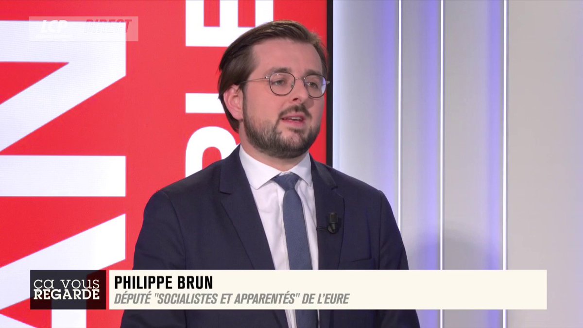 Accord de non-censure : "Il faut un 49.3 sur le budget, parce que c'est impossible d'avoir une discussion budgétaire sans 49.3 compte tenu de l'éclatement des groupes", assure Philippe Brun. "Il faut qu'un camp renonce à gouverner contre un certain nombre de propositions." #CVR