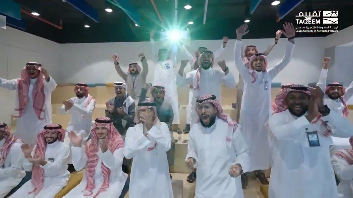 في #تقييم ترقبنا لحظة بلحظة إعلان استضافة السعودية لكأس العالم2034، مشاعر فخرعشناها وقلنا بصوت واحد #أهلا_بالعالم 🇸🇦👏🏼🏆