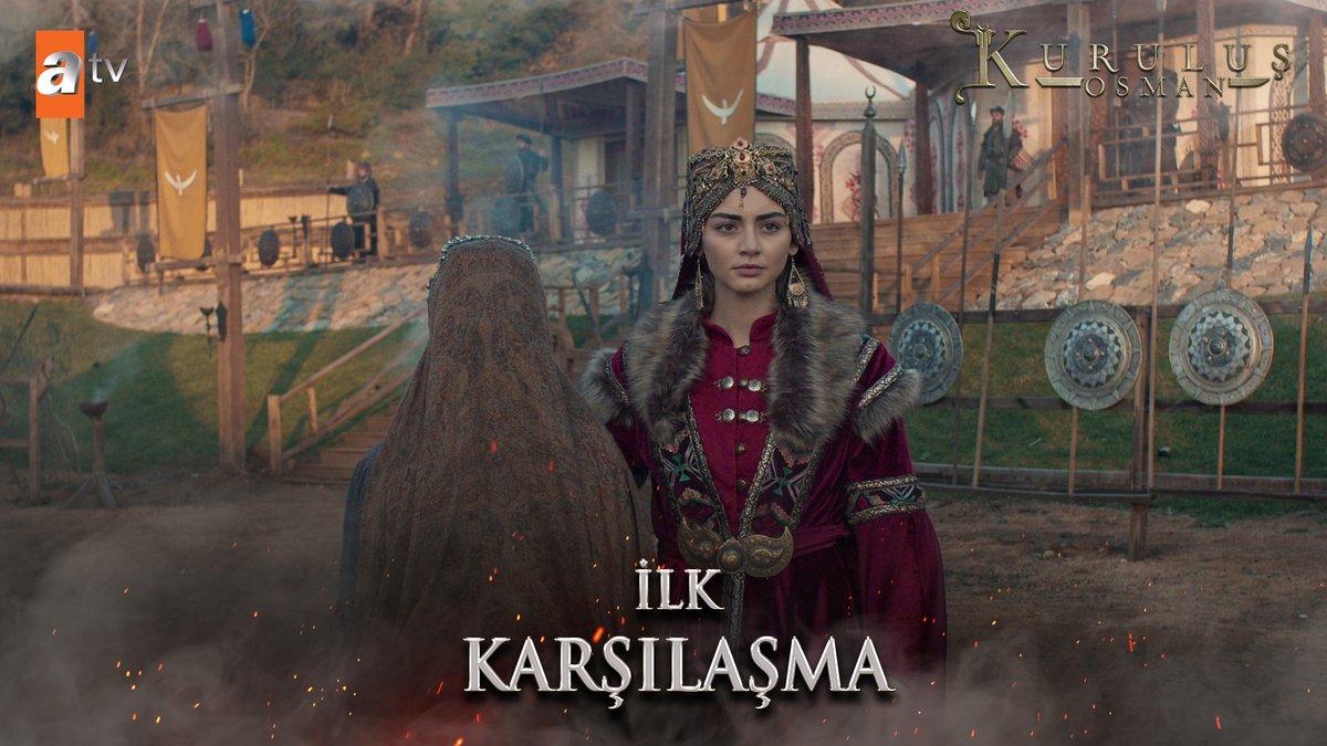 #KuruluşOsman’ın 174. bölümüne Bala Hatun karakterine hayat veren Özge Törer’in seslendirdiği ‘Elma Attım Yuvarlandı’ türküsü damga vurdu. Çok güzel söylemiş. 👏