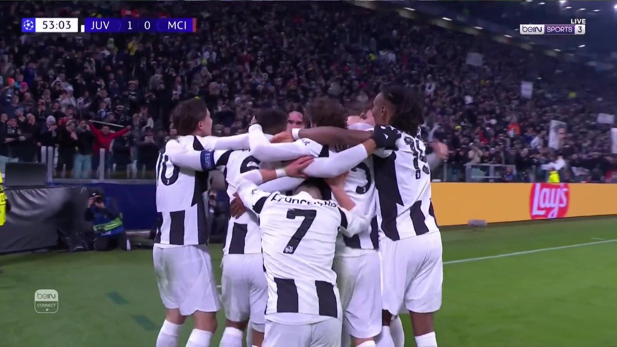 دوشان فلاهوفيتش يفتتح التسجيل ليوفنتوس في شباك مانشستر سيتي #دوري_أبطال_أوروبا #يوفنتوس_مانشستر_سيتي