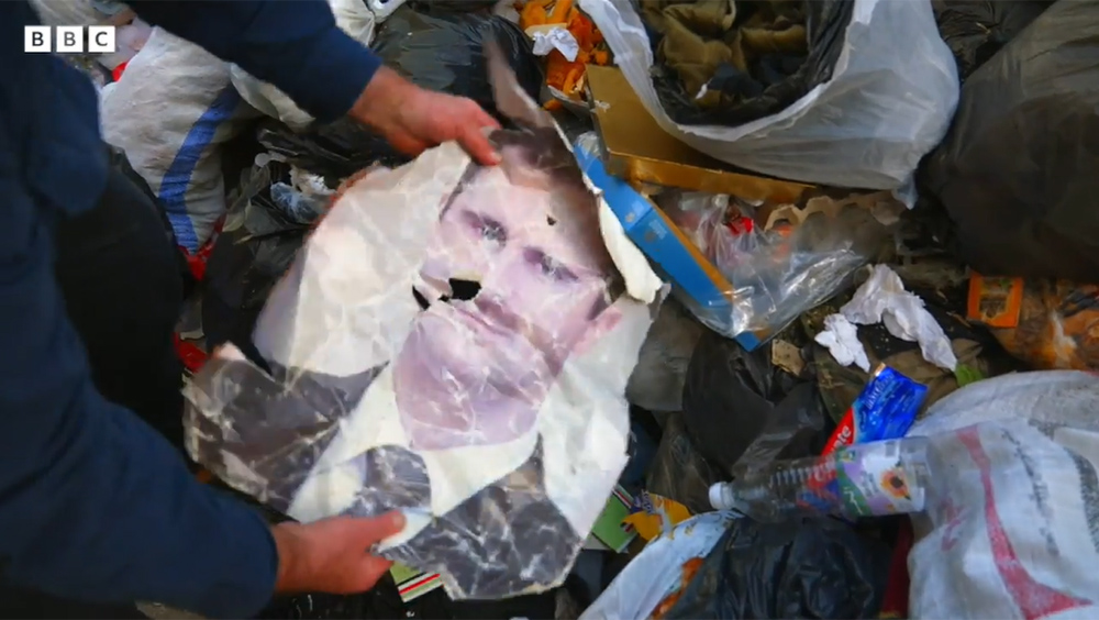 BBCニュース - シリア国境には出る人と戻る人 アサド支持者は軍服を脱ぎ捨て BBC現地取材