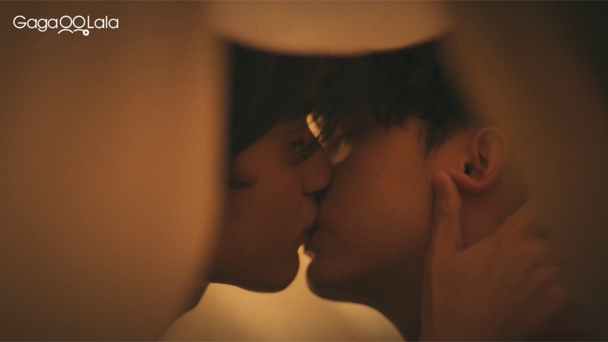 Sun and Junior share their first kiss, a deeply meaningful moment. #CagedAgain | Every Friday at 9 PM GMT+8 on GagaOOLala and WeTV. ▶️ ▶️