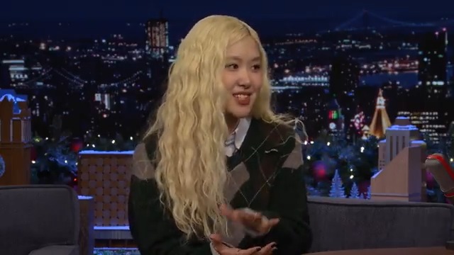 ROSÉ explains the origin of "APT." and plays the drinking game with Jimmy 💗 #ROSÉonFallon #FallonTonight
