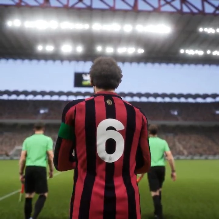 125 years of Milan, now on eFootball. Use our anniversary kit in-game and play with our Legends! 🎮 #SempreMilan
