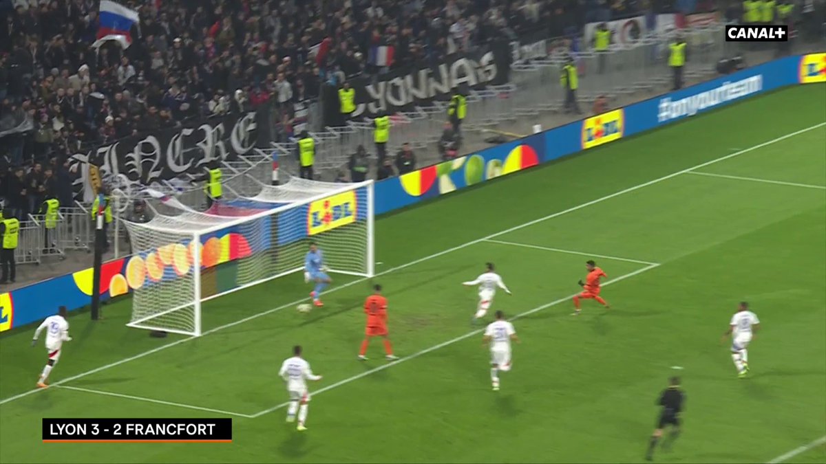 "On a mis tous les ingrédients qu'il fallait" 👨‍🍳 Rayan Cherki est satisfait de la prestation de l'OL, meilleure attaque de Ligue Europa et quatrième de la poule ⚽️ #OLSGE | #UEL