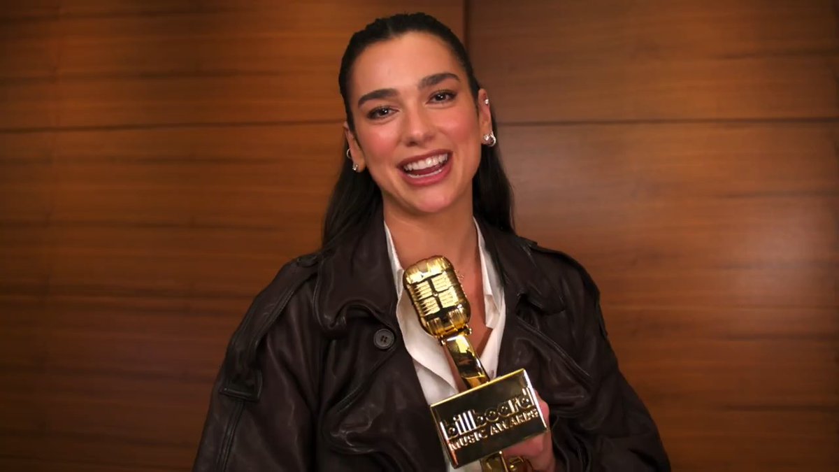 Sending lots of #BBMAs love to DUA LIPA while she's on tour 🫶 Congrats on the Top Dance/Electronic Song win! We'll never stop dancing to "Houdini" 🪩