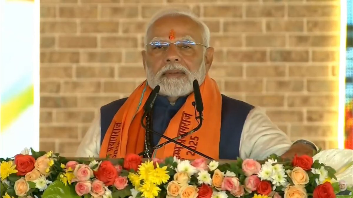प्रयागराज की धरती पर एक नया इतिहास रचा जा रहा है। अगले साल महाकुम्भ का आयोजन देश की सांस्कृतिक, आध्यात्मिक पहचान को नए शिखर पर स्थापित करेगा: आदरणीय प्रधानमंत्री श्री Narendra Modi जी