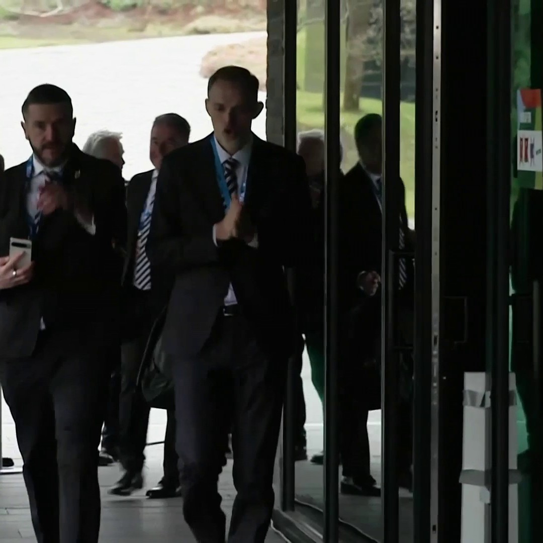 Thomas Tuchel arrives for the 2026 World Cup qualifying draw in Zurich 👔🏴󠁧󠁢󠁥󠁮󠁧󠁿