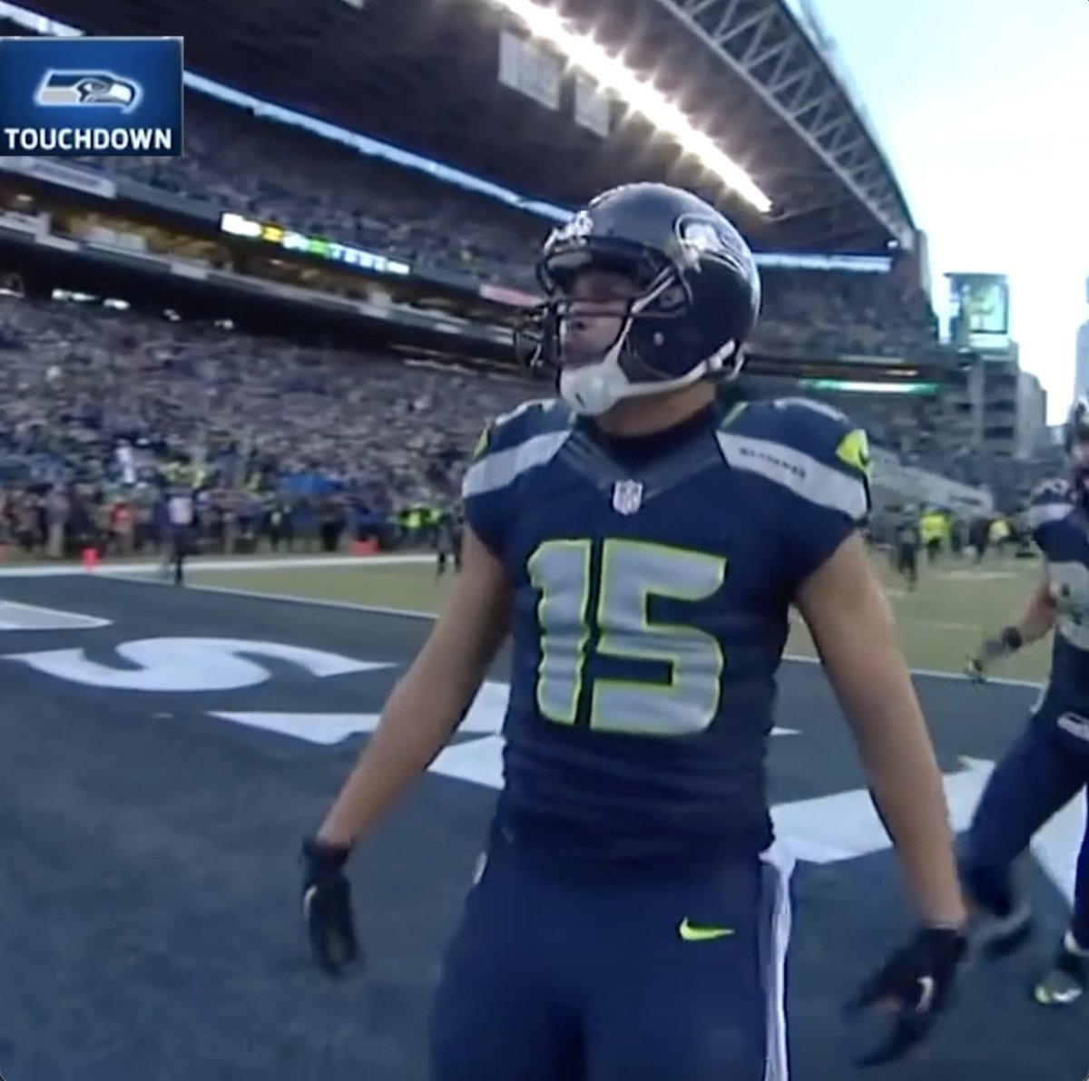 Never forget the Seahawks’ unreal OT comeback win over the Packers in the 2014 NFC Championship. 🔥 (via NFL, FOX)
