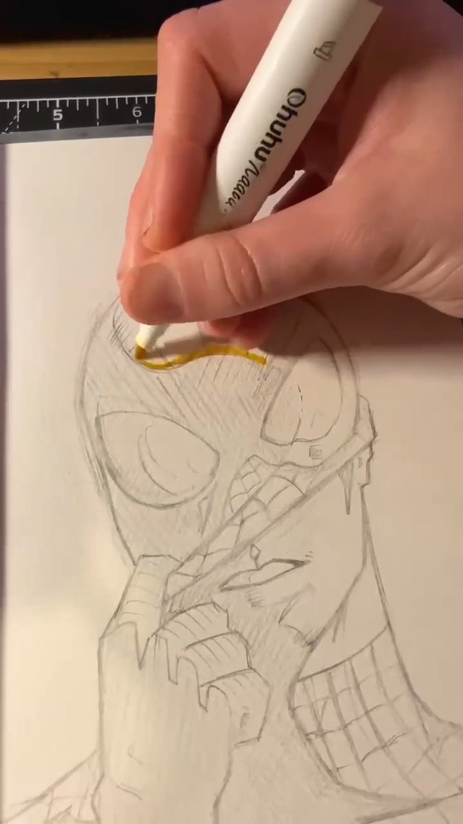 Our Creator Highlight of the Week goes out to Alasdair Risby (IG/alirisbyartist) for this incredible drawing of our friendly neighborhood Spider-Man 🕷️