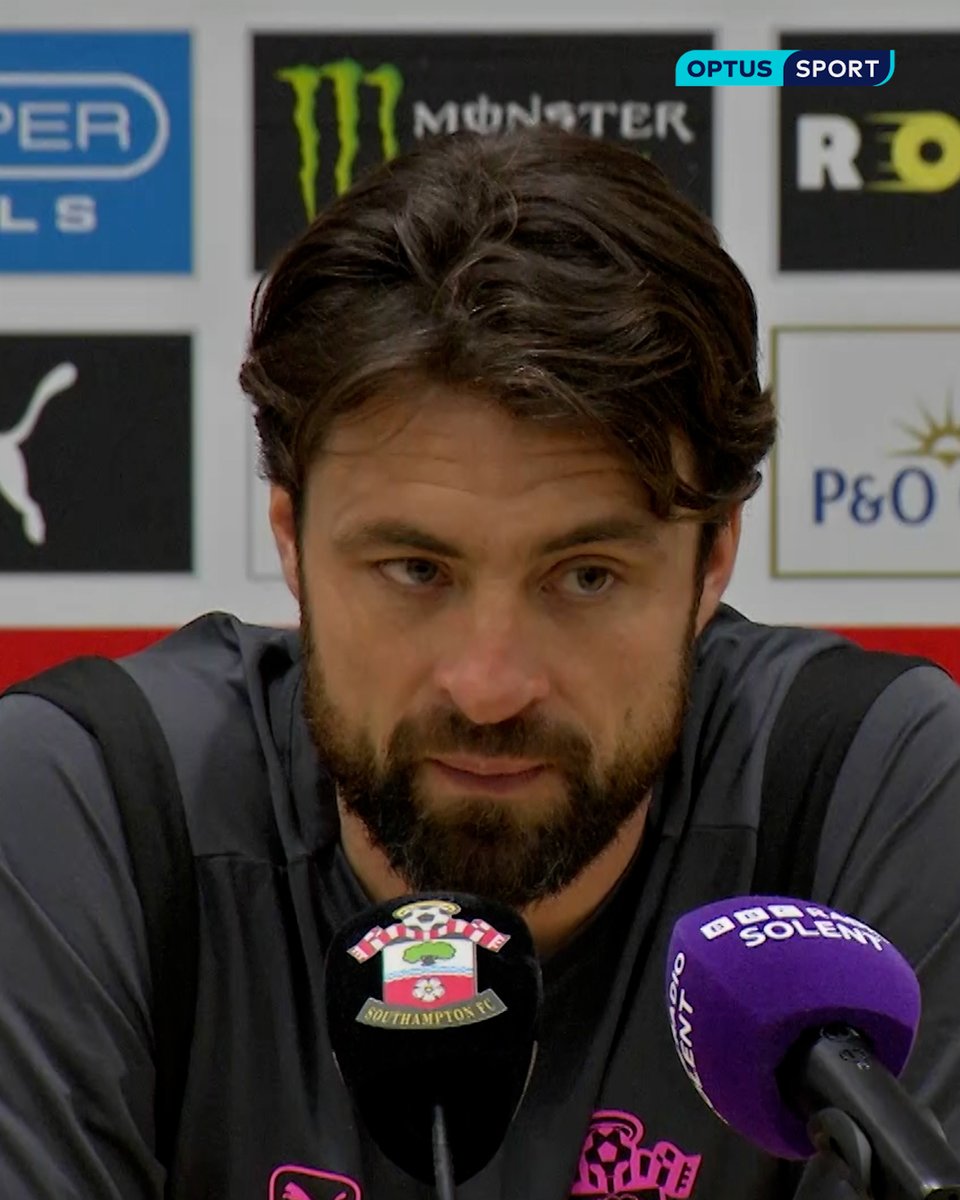 Southampton manager Russel Martin giving an incredible defence of Tottenham boss Ange Postecoglou… 👏🥹 I just hope Daniel Levy is watching…👀 #THFC #COYS 🤍💙❤️‍🩹 #SOUTOT