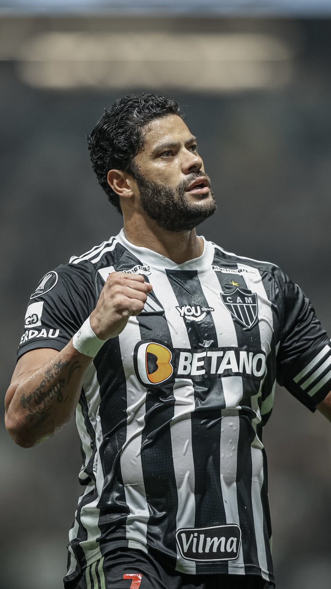 O Super-Garçom do Galo em mais uma temporada de alto rendimento! 💪 Ele é diferente... 🎯