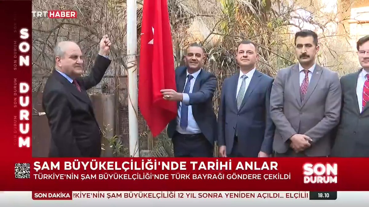Türkiye'nin Şam Büyükelçiliği'nde Türk bayrağı göndere çekildi. Görüntüler ilk kez TRT Haber'de.