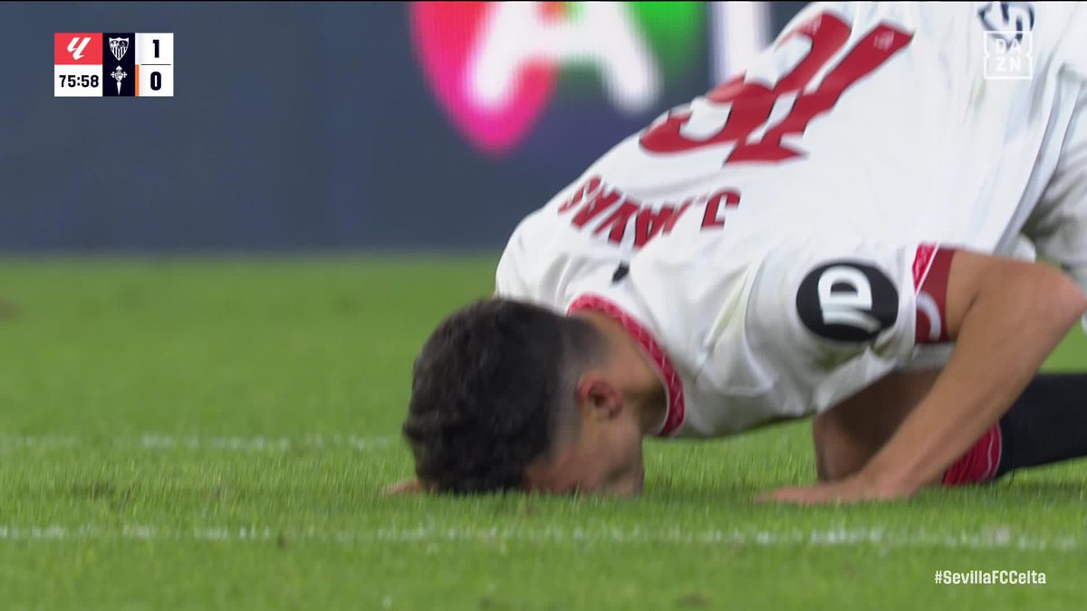 El primer amor nunca se olvida. El de Jesús Navas al Sevilla Fútbol Club, tampoco 💔 #LALIGAenDAZN ⚽️