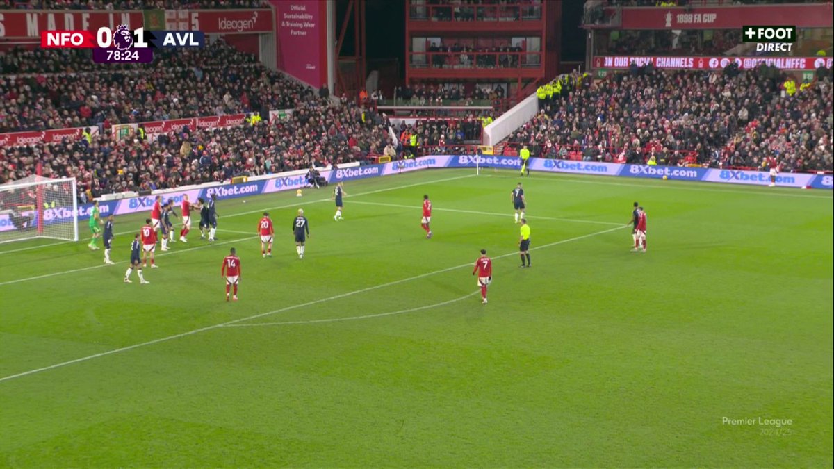 L’arrêt totalement fou (encore) d’Emiliano Martinez ce soir. 😱⛔️ 🎥 CANAL+ Foot