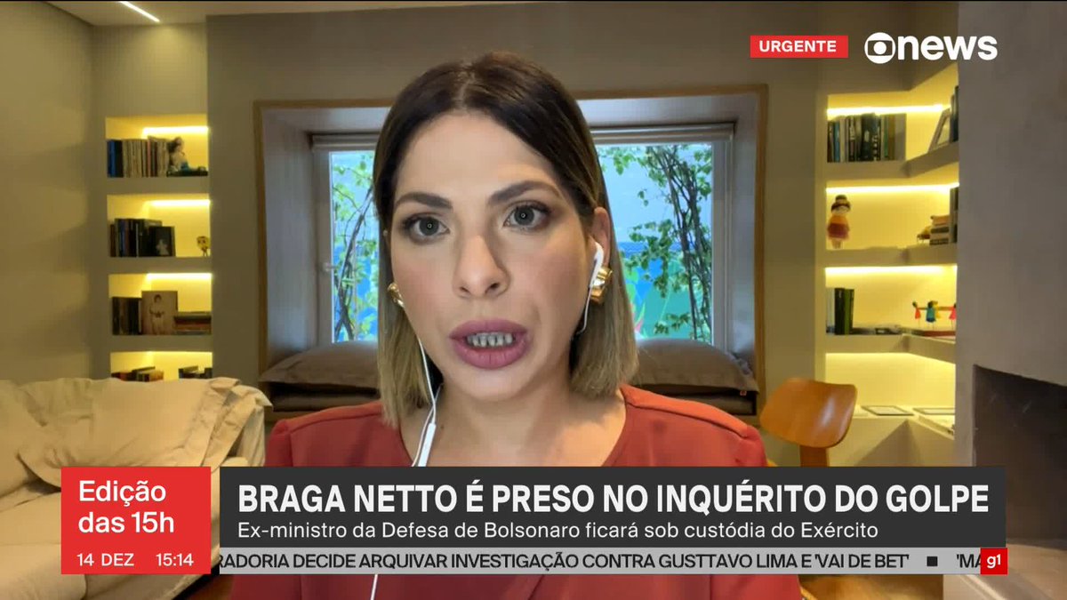 Talvez Daniela Lima seja a tal jornalista da Secom??? Pra ter tanta informação primeiro que todos e chegar receber figurinhas, é estranho.