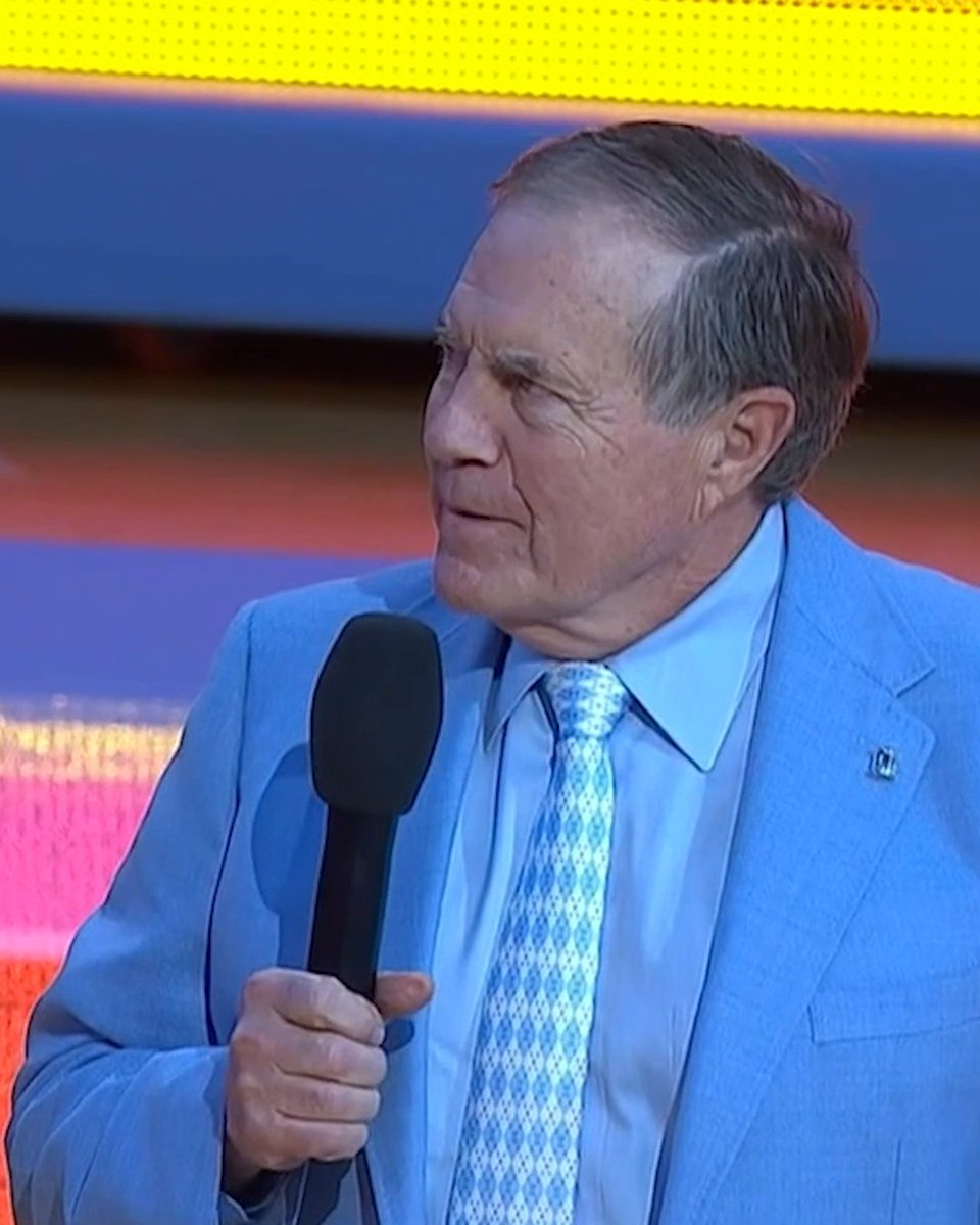 Bill Belichick is introduced to Tar Heel Nation 👏 Carolina Football | Carolina Basketball