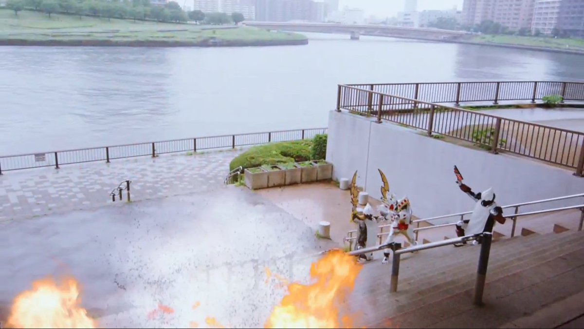 必殺技時は盛り上げに徹するホイップ兵が微笑ましい #仮面ライダーガヴ #nitiasa
