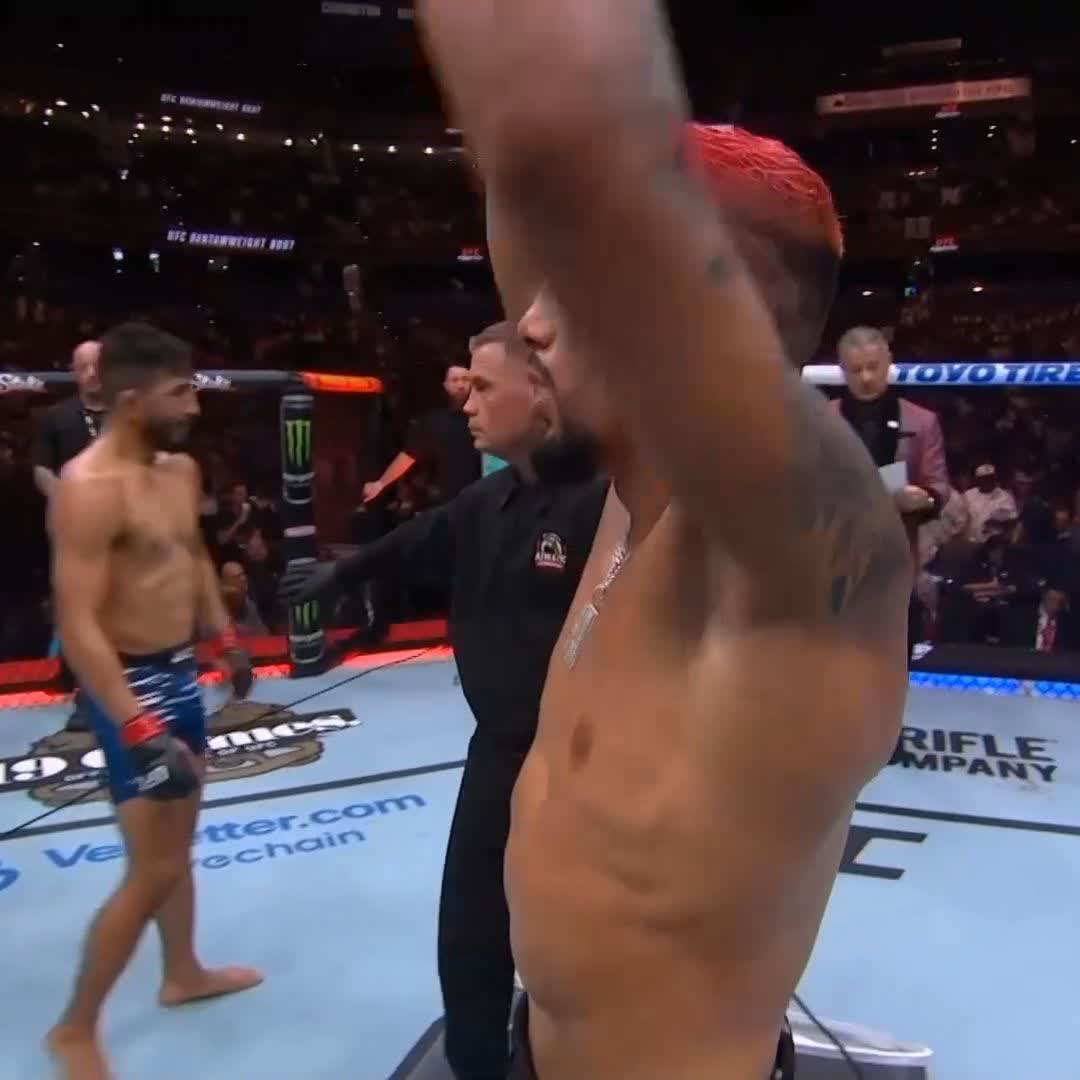 Oficial! 🇵🇪 Perú se lleva la victoria con Daniel Marcos! 🏆 #UFCTampa