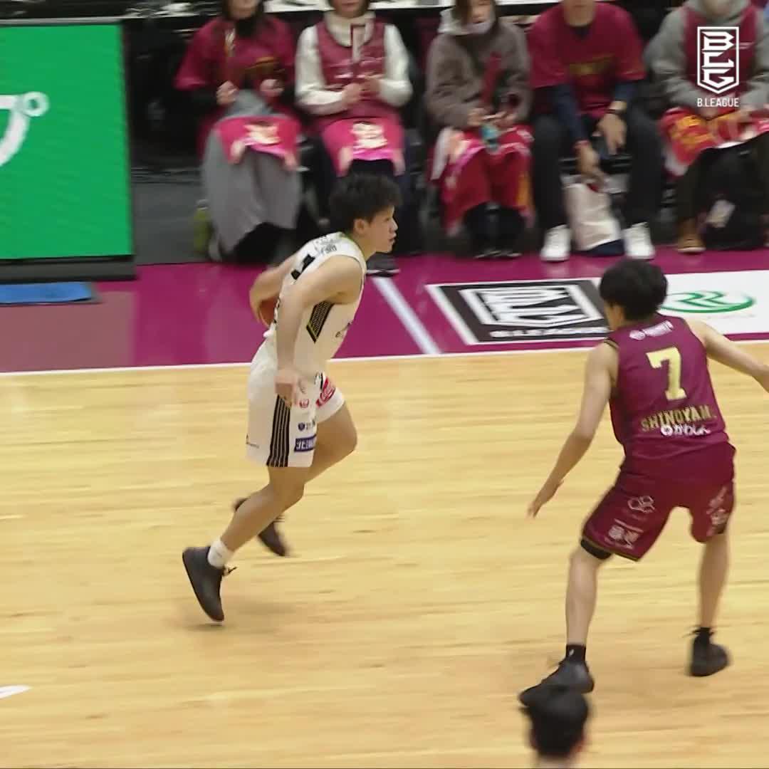 北海道のラストオフェンスは寺園脩斗に託された。 寺園脩斗/ Shuto Terazono レバンガ北海道 #Bリーグ #りそなグループ