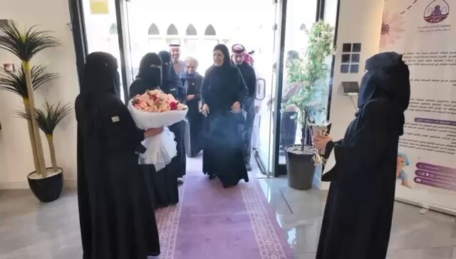 شكرا لوجودك شكرا لدعمك شكرا للطفك معنا والله انك اسعدتينا قبل ان تسعدي مرضى السرطان زيارة الاميرة #هيفاء_الفيصل رئيسة التحالف لجمعيات السرطان لمقر جمعية الطائف الصحية لمرضى السرطان جمعية الطائف الصحية لمرضى السرطان-أورام