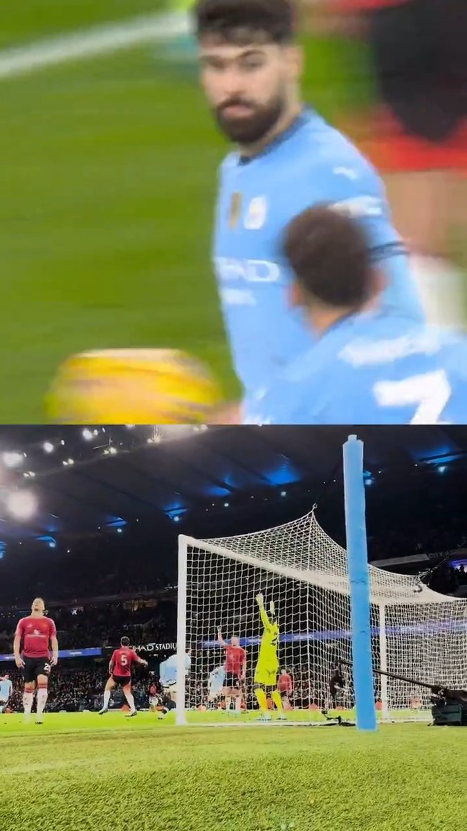 THE ETIHAD ERUPTS! 🌋 Look what it means to the Man City fans.