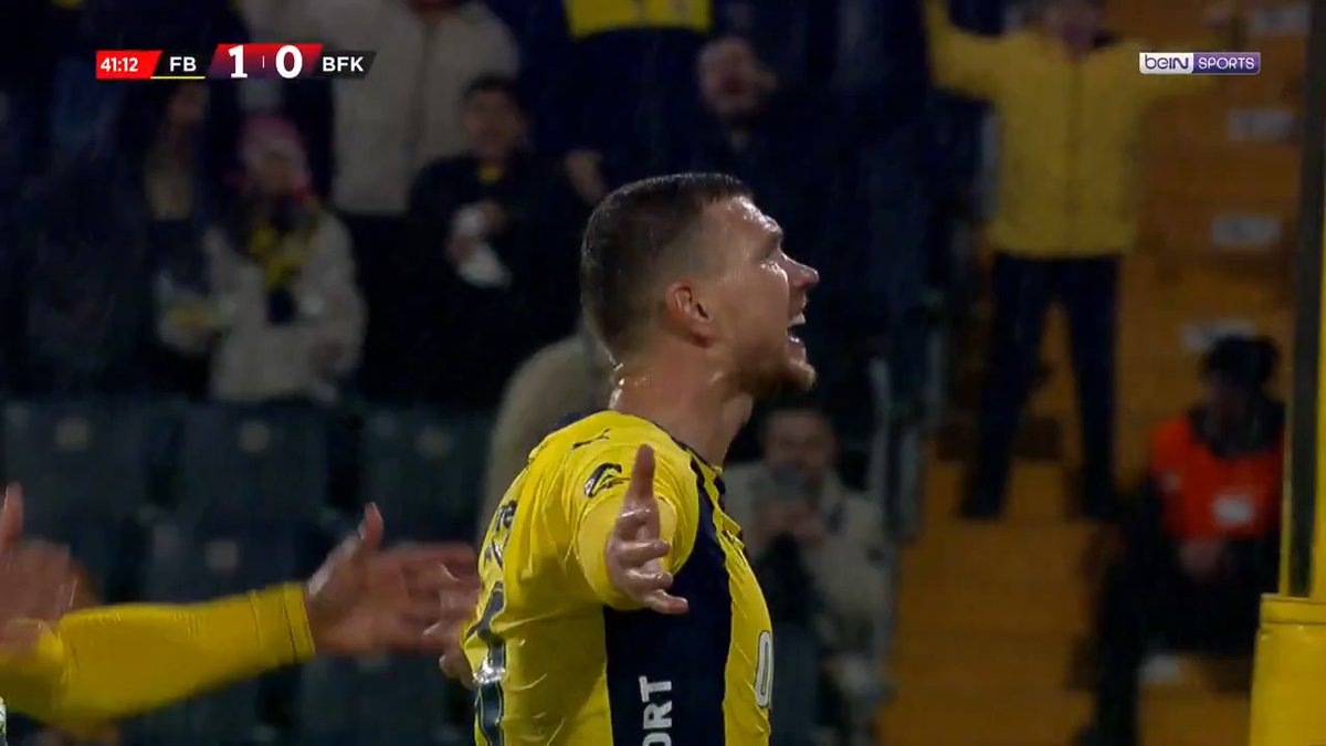 🟡🔵 Edin Dzeko'dan müthiş plase! #FBvBFK Castrol Türkiye