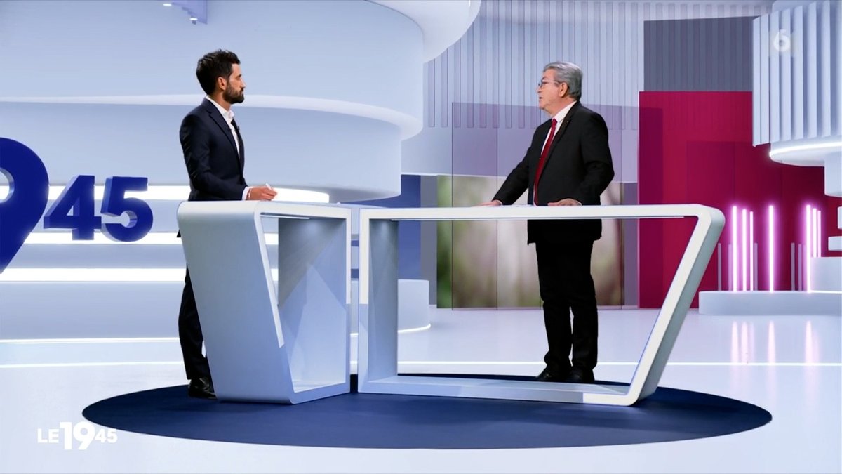 Il y aura une candidature insoumise à l’élection présidentielle. Nous la proposerons en candidature commune à nos alliés. Nous n’avons pas décidé d’un nom maintenant car nous voulons garder notre liberté jusqu'au bout. Je n’exclus rien mais je n’affirme rien.
