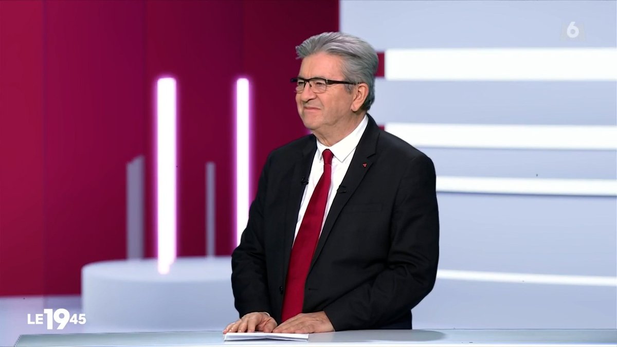 Nous avons une divergence avec Olivier Faure et les socialistes. Eux pensent que M. Macron n’est pas en cause. Nous pensons qu’il est responsable du blocage et doit partir. Nous sommes pour prolonger le NFP. Nous avons porté des victoires ensemble contre M. Macron et le RN.