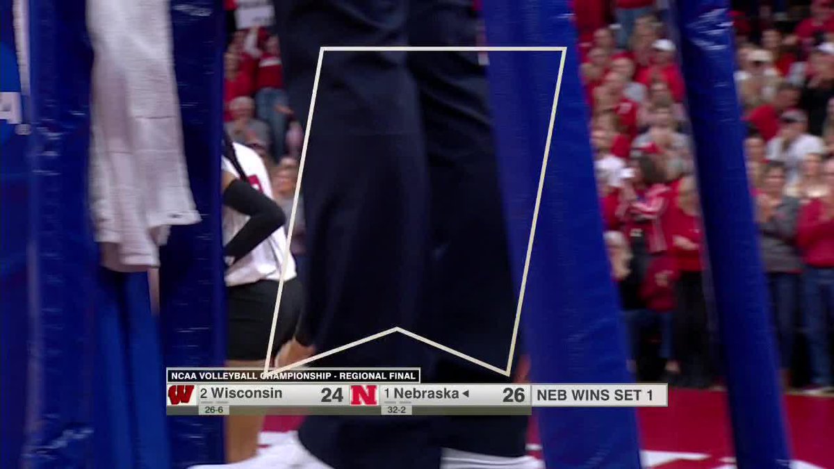 NO. 1 NEBRASKA TAKES THE FIRST SET VS. NO. 2 WISCONSIN‼️ 📺 Nebraska vs. Wisconsin on ABC