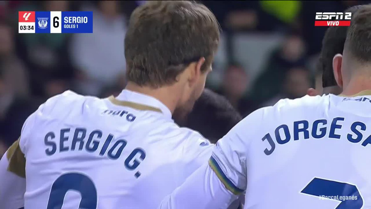 "Barcelona" Porque el Leganés le rompió bien el orto por 1-0 por una nueva fecha de LaLiga. Se les acabó la nafta, arrancaron jugando como el Brasil del 70 y ahora están siendo la putita de España, se lo follan absolutamente todos, alta putita los Culés.
