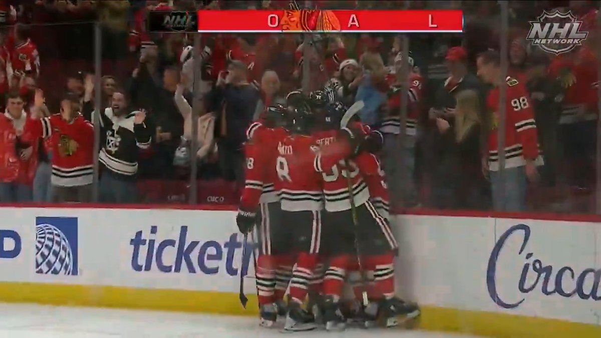 CONNOR BEDARD IN THE FINAL MINUTE PUT THE Chicago Blackhawks ON TOP!!! #Blackhawks | #NHLNShowcase