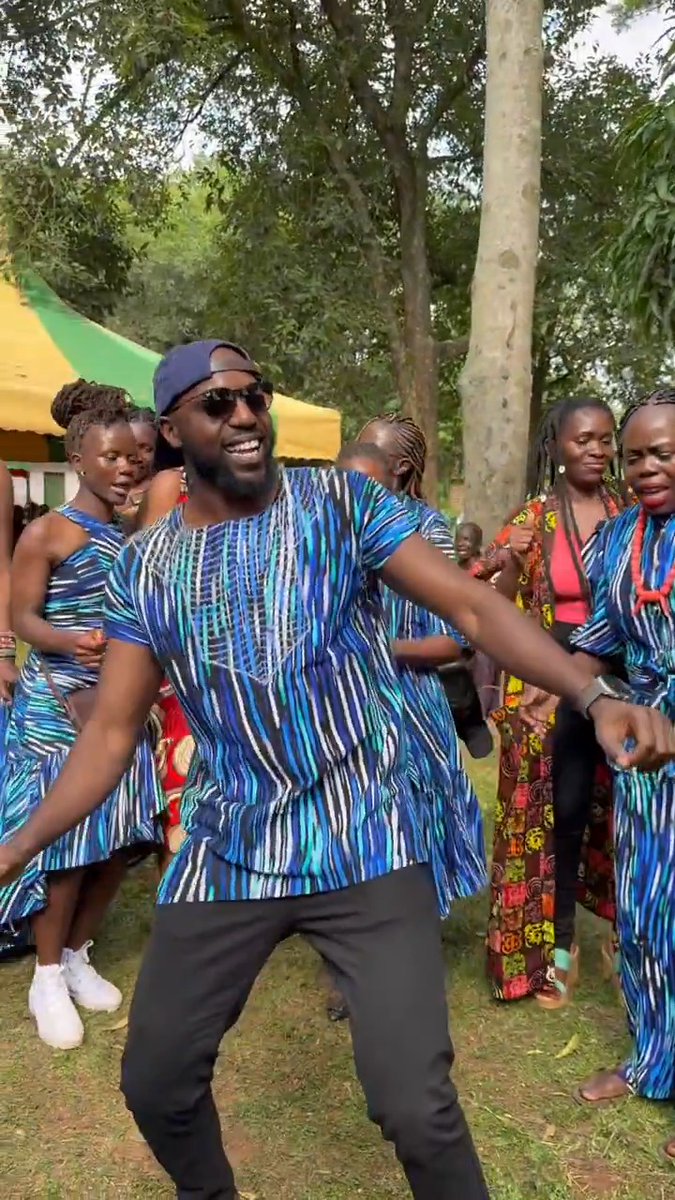 This is ohangla, the greatest of all Luo music. Notice how people of all ages enjoy it?