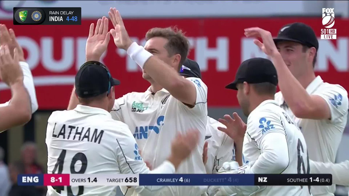 Southee strikes and Duckett is out for 4! 😮 📺 Watch #NZvENG LIVE on Kayo: 🔢 MATCH CENTRE: