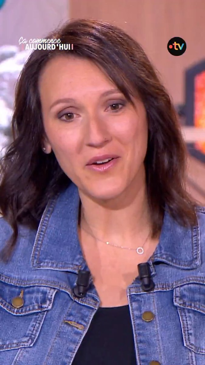 Il y a un an et enceinte de 8 mois, Adeline a vu son fiancé quitter la maison prétextant un burn out et un besoin de prendre de la distance. Mais elle a vite compris qu’il y avait une autre femme... Une mauvaise surprise pour Noël... à 13h50 dans #CCA.