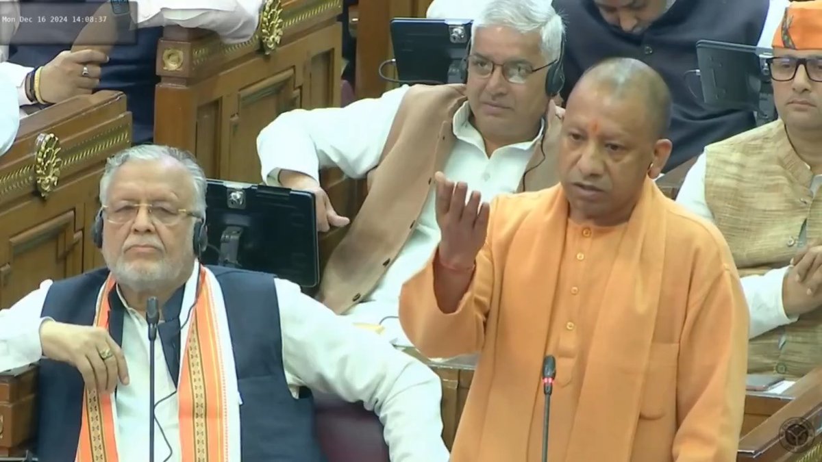 'बाबरनामा' भी यह कहता है... हरिहर मंदिर को तोड़कर एक 'ढांचा' खड़ा किया गया...