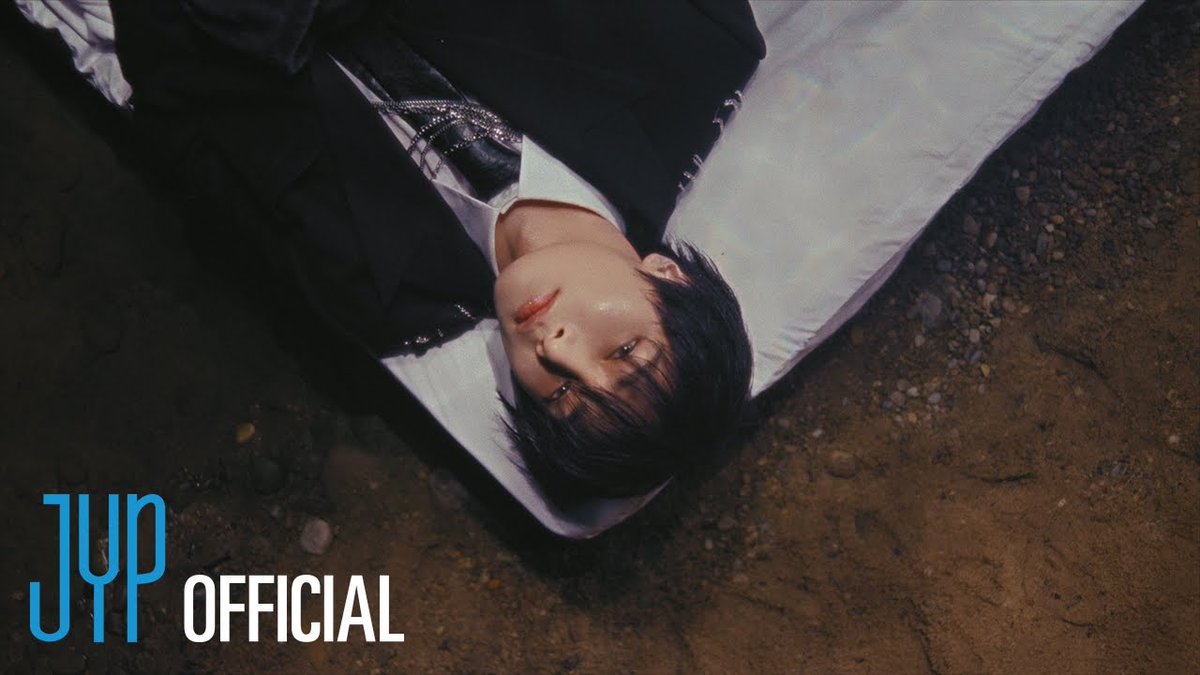 I.N from Stray Kids drops the music video to 'HALLUCINATION.'
