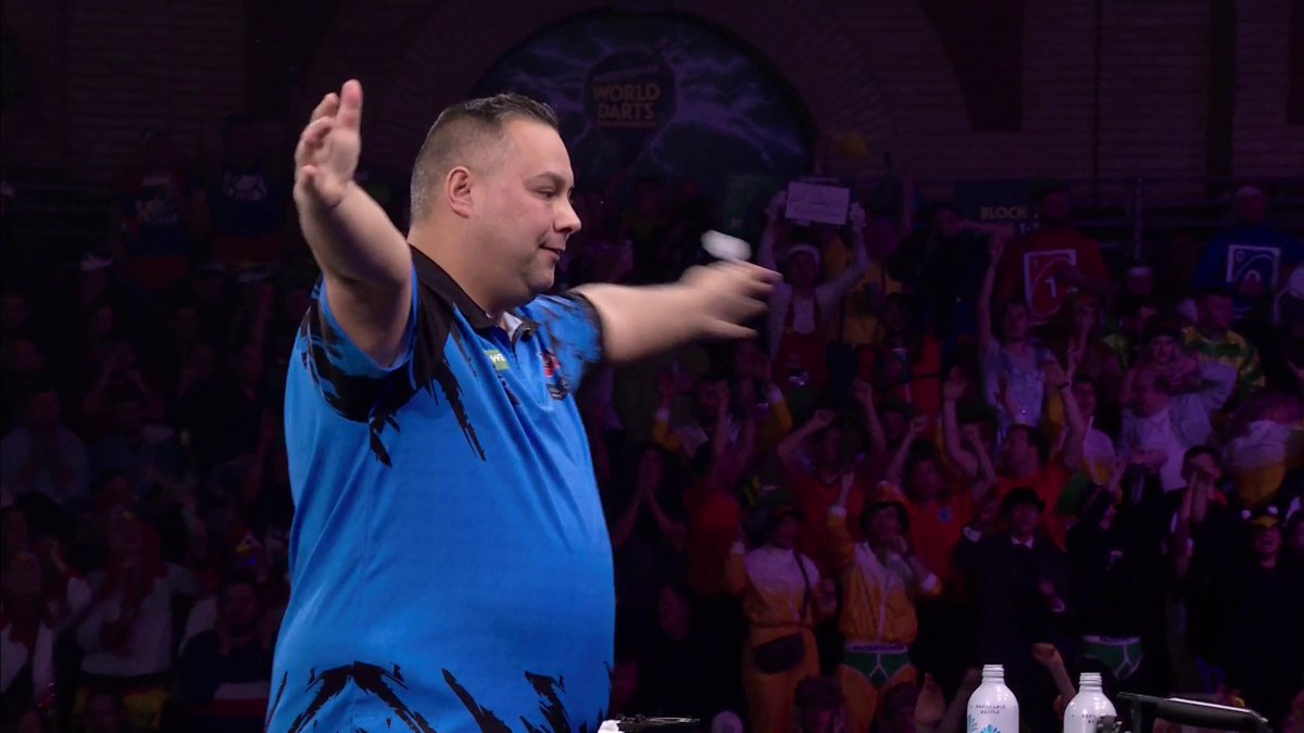 What a performance from Jermaine Wattimena 🤩 He THRASHES James Wade 3-0 to reach the third round 🔥